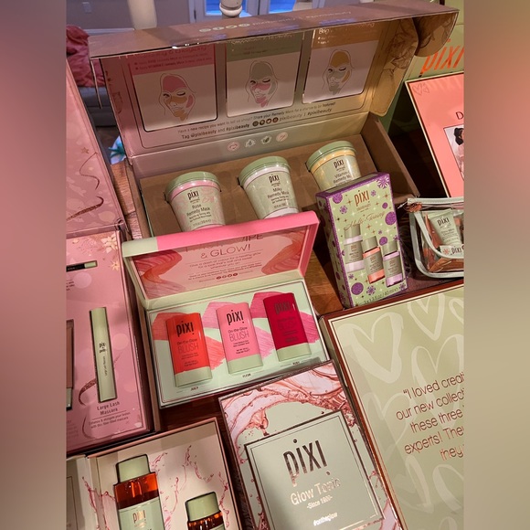 Mystery Full Size PIXI Products - Picture 7 of 13